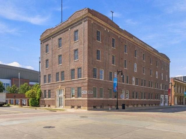 Condo for sale in Kansas