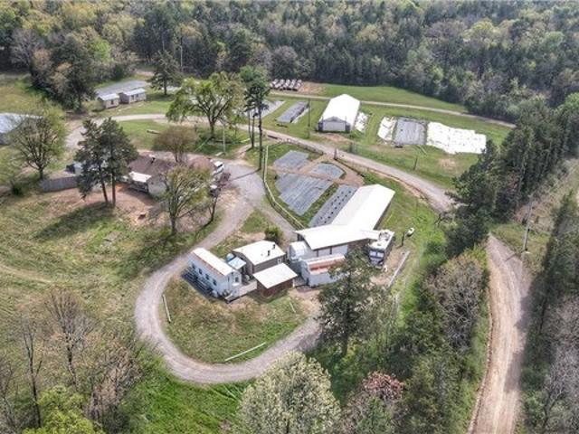 Farm for sale in Ark