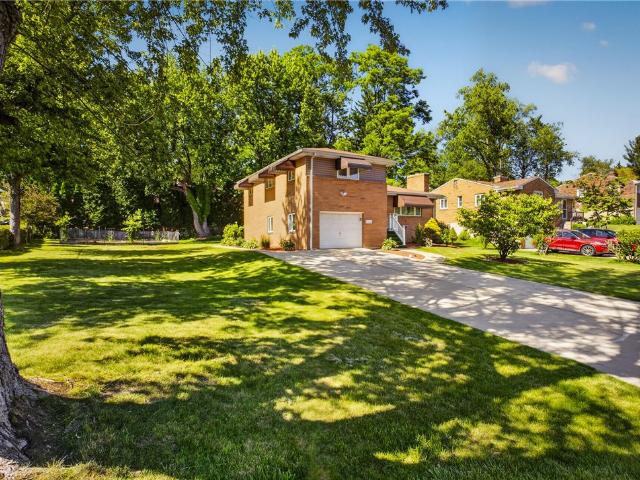House for sale in Bethel Park, Pennsylvania