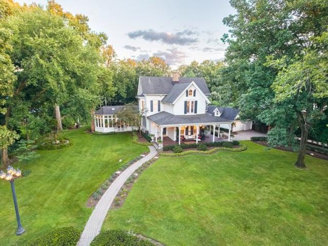 House for sale in Riverside, Cook County