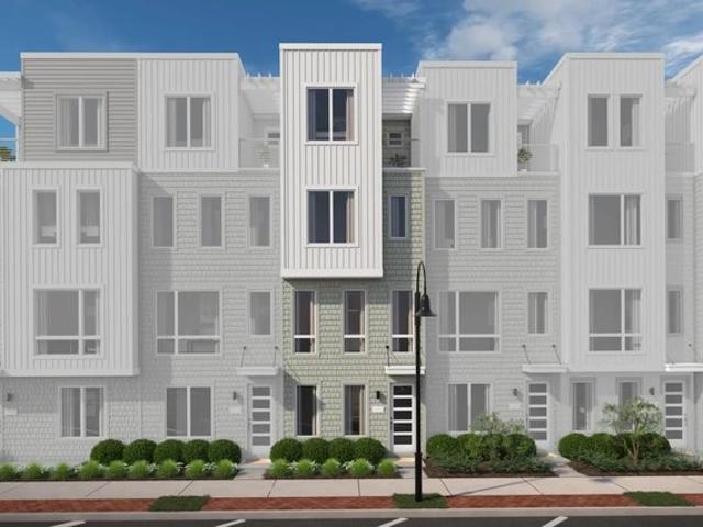 Townhouse for sale in Monmouth, New Jersey