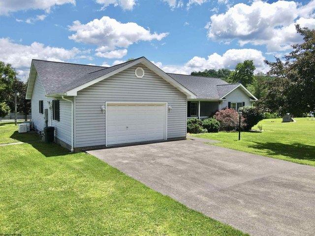 House for sale in Weston, West Virginia