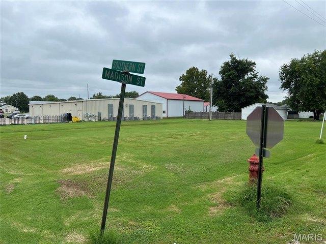Land for sale in Gillespie, Illinois