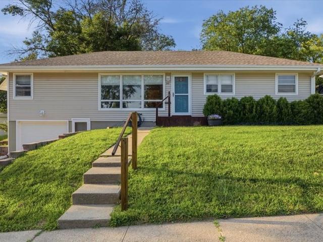 House for sale in Shenandoah, Iowa