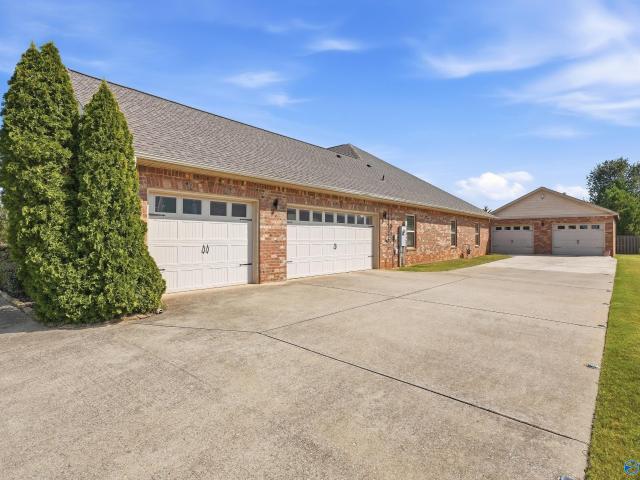 House for sale in Pebble Creek, Huntsville