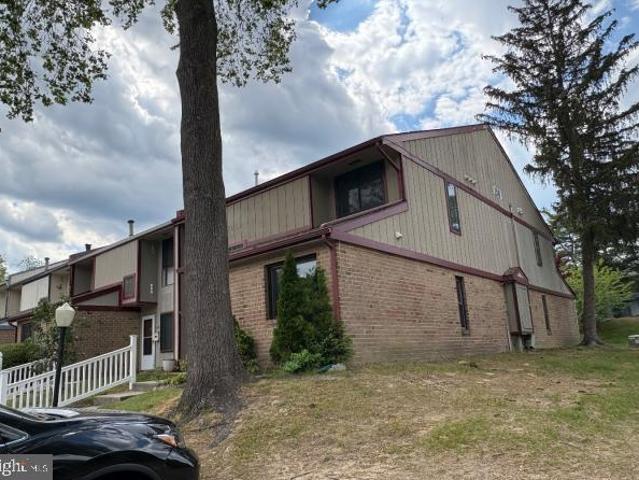 Townhouse for sale in Clementon