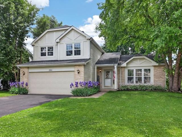 House for sale in North Aurora, Illinois