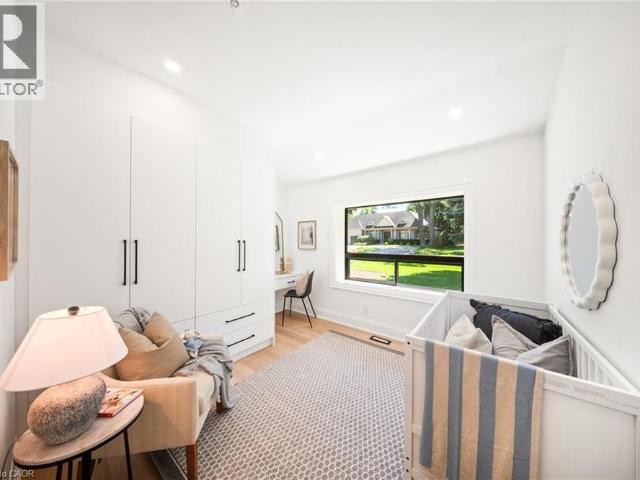 House for rent in Ennisclare Park, Oakville