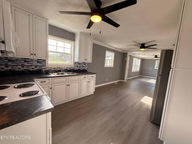 House for sale in Ewing, Lee County