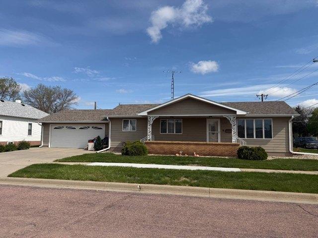 House for sale in Parkston, South Dakota