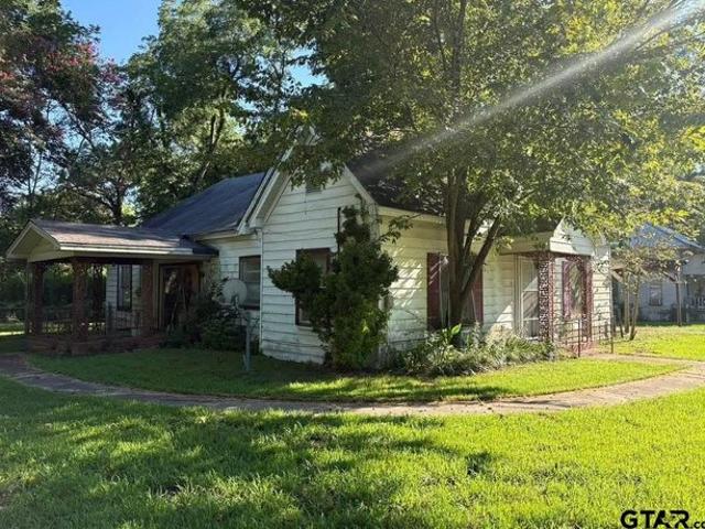 House for sale in Morris, Texas