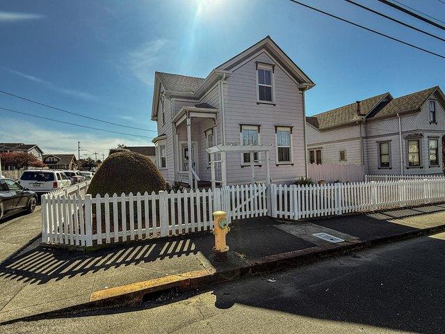 House for sale in Humboldt, California