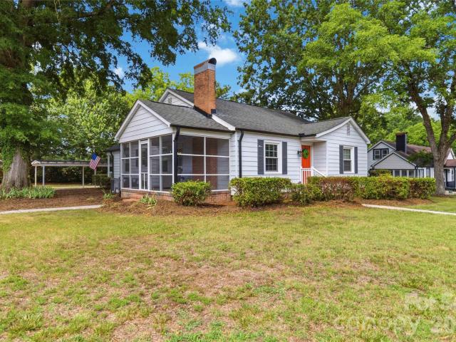 House for sale in Wingate, North Carolina