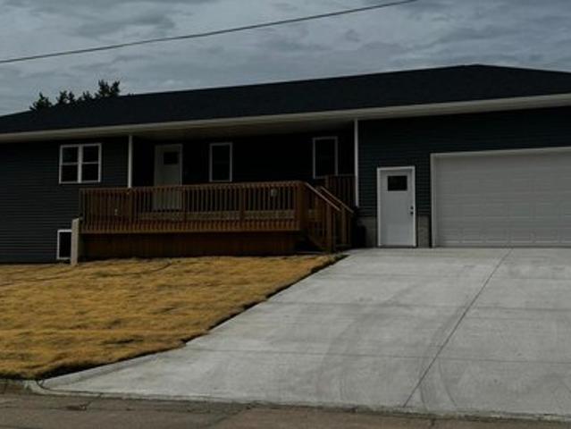 House for sale in Osceola, Iowa