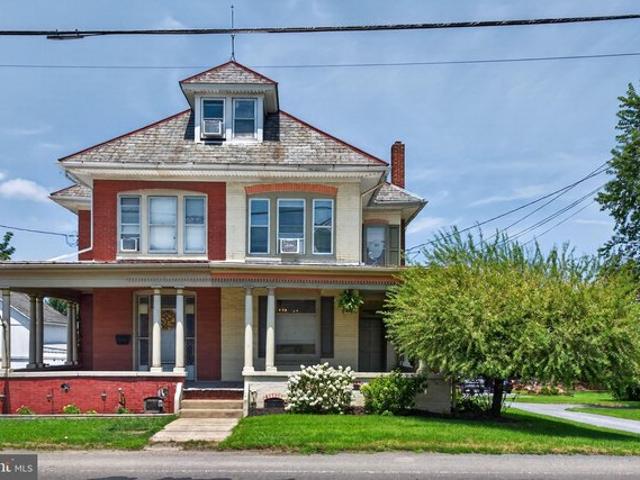 Townhouse for sale in Leola, Pennsylvania