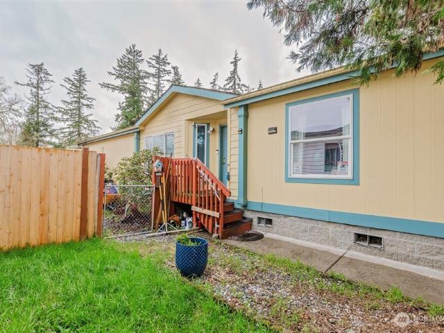 House for sale in Centralia, Washington