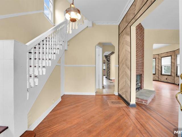 House for sale in Bloomfield