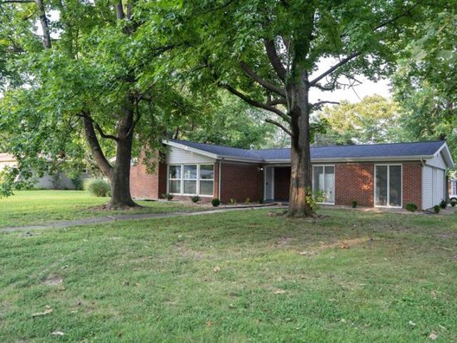 House for sale in Marion, Illinois