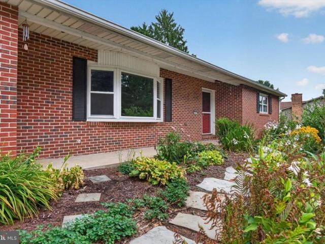 House for sale in Cumberland, Pennsylvania