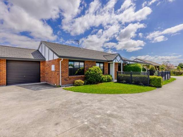 Townhouse for sale in Parkvale, Hastings