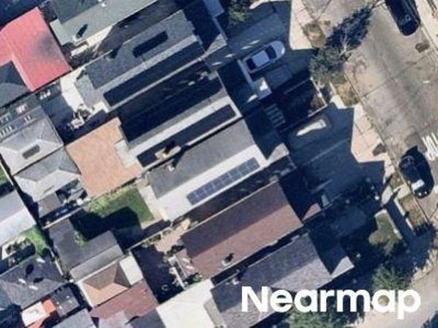 House for sale in Queens, Arverne