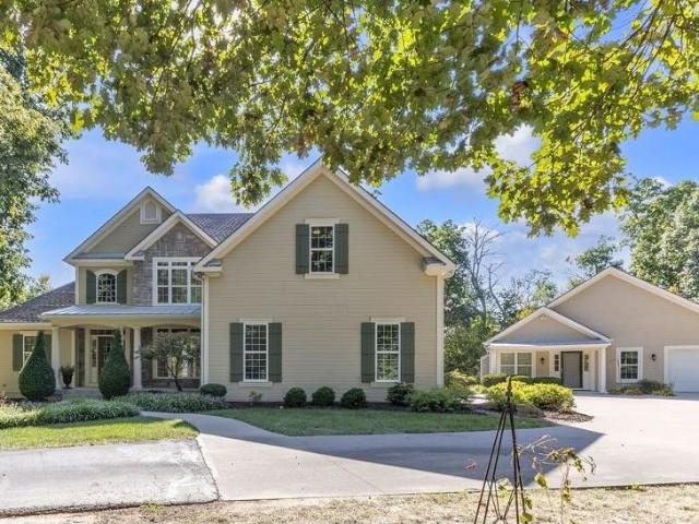 House for sale in Cosby, Andrew County