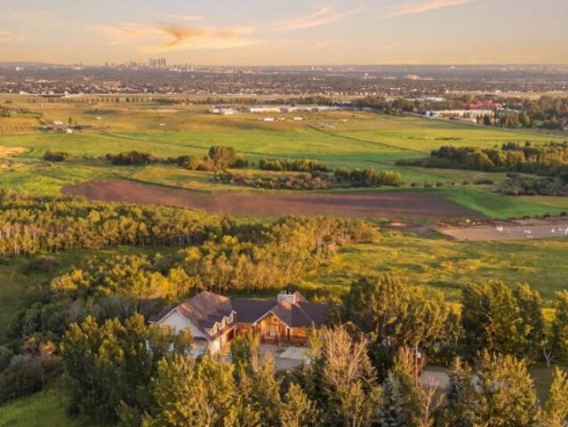 House for sale in Northwest, Alberta