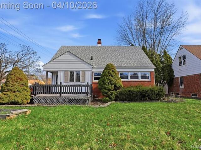 House for sale in Harper Woods, Michigan