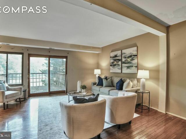 Townhouse for sale in Germantown