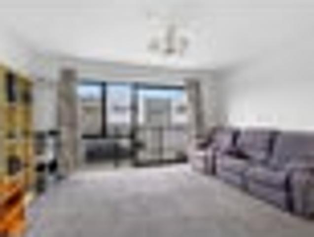 Apartment for sale in Richmond, Linwood-Central-Heathcote Community