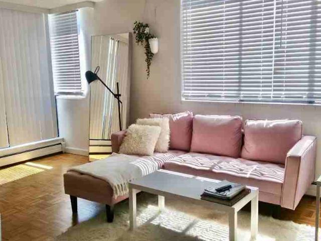 Apartment for rent in Denman Village, Vancouver