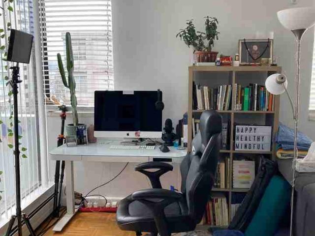 Apartment for rent in Denman Village, Vancouver