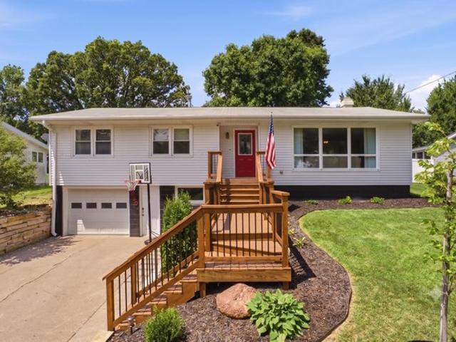 House for sale in Muscatine, Iowa