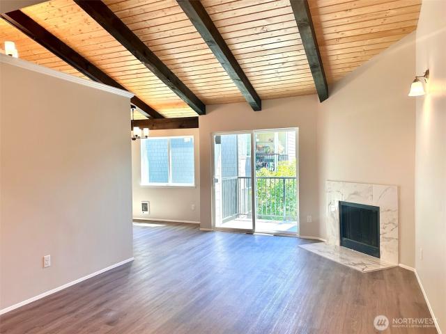 Condo for sale in Rolling Hills Condominiums, Renton