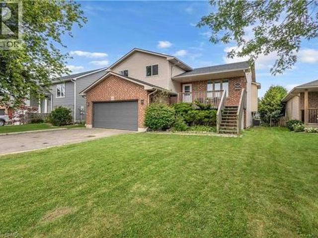 House for sale in Jarvis, Ontario