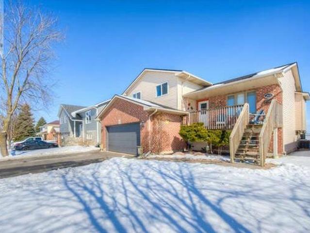 House for sale in Ancaster, Ontario