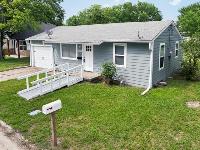 House for sale in Hunt, Texas