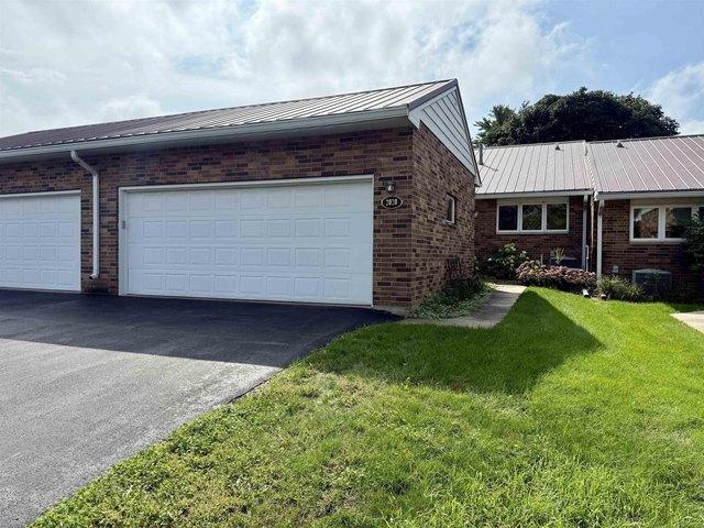 Condo for sale in Cedar Falls, Iowa