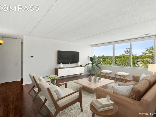 Condo for sale in Highland Park