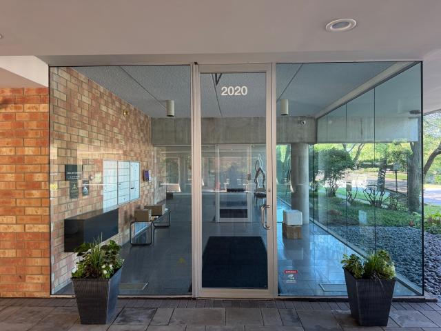Condo for sale in Highland Park, Illinois