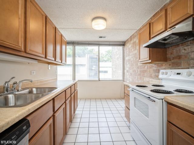Condo for sale in Highland Park