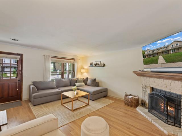 Condo for sale in Waukesha, Wisconsin