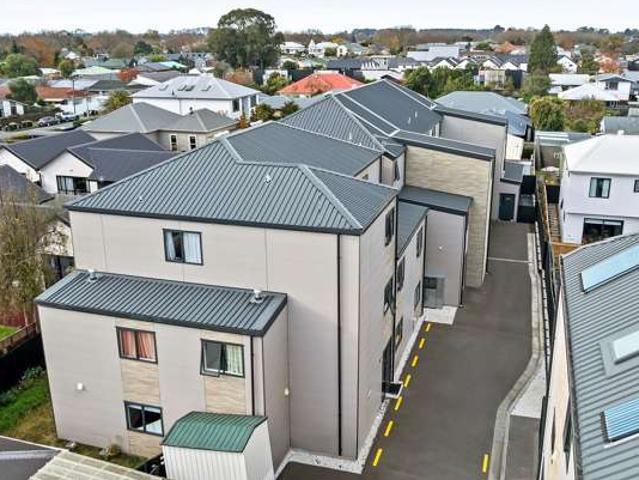 Apartment for rent in Chaslands, Canterbury