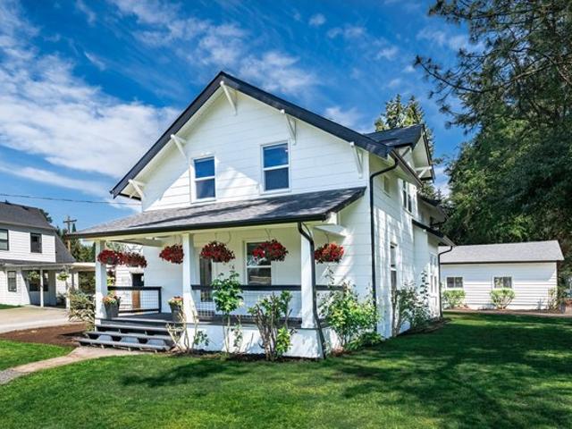 House for sale in Oregonia