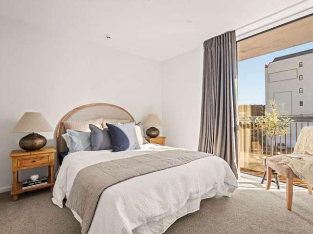 Apartment for sale in Heathcote, Canterbury