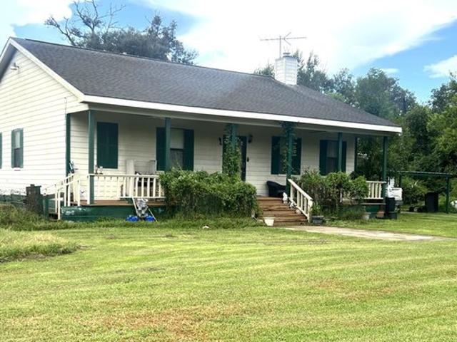 House for sale in Damon, Texas