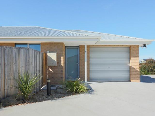 Villa for sale in Hobart, Tasmania