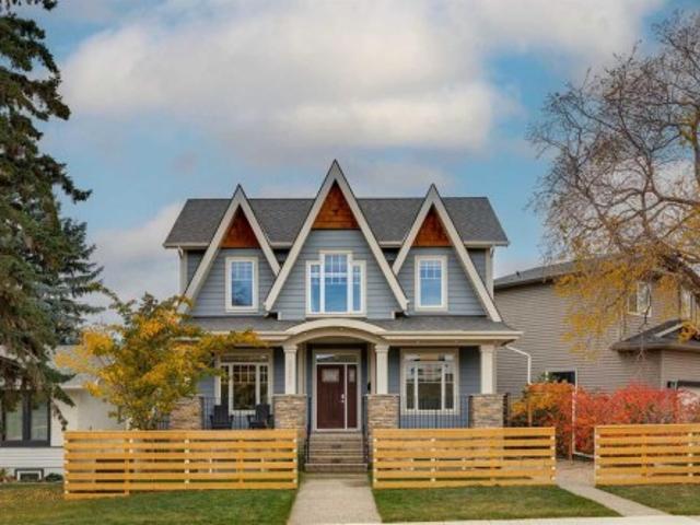 House for sale in Montgomery, Calgary