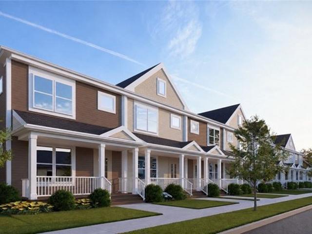 Townhouse for sale in Lakewood, Ohio