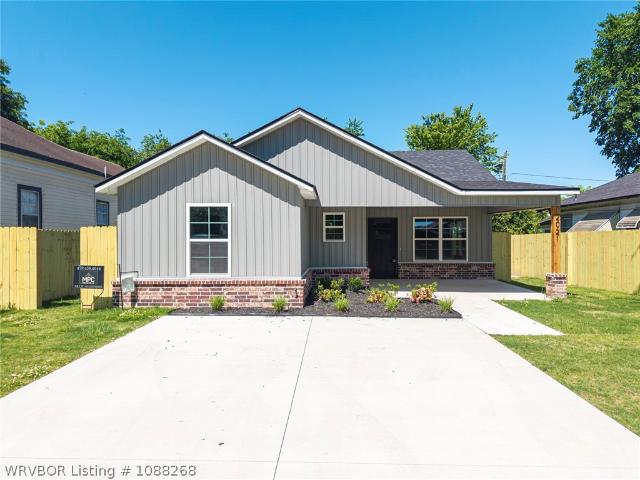 House for sale in Ark